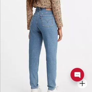 Levi’s | High Waisted Taper Jeans size 29